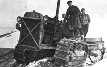 ussr in construction_traktor Kopie